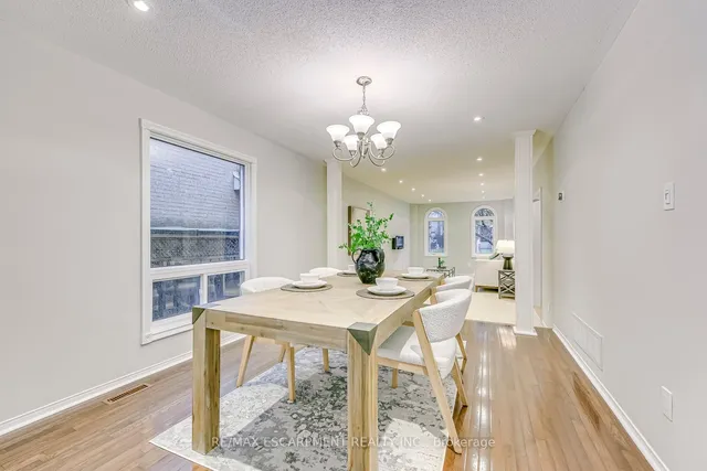 Additional image 12 of 435 March Cres