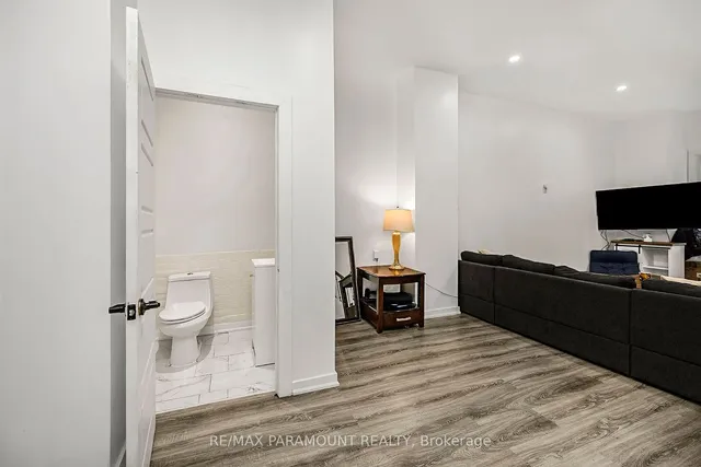 Additional image 11 of 121 Mulock Ave