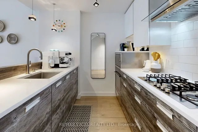 Additional image 14 of 715 Kingston Rd Unit 3