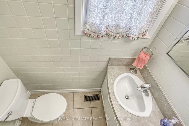 Additional image 27 of 42 Summerside Cres