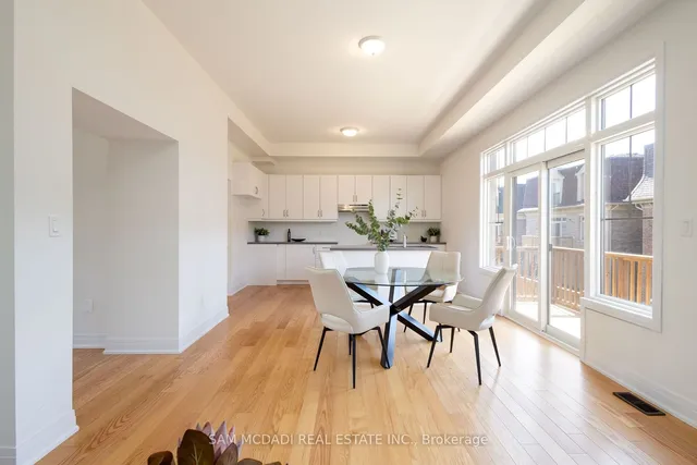 Additional image 15 of 2163 Royal Gala Circ