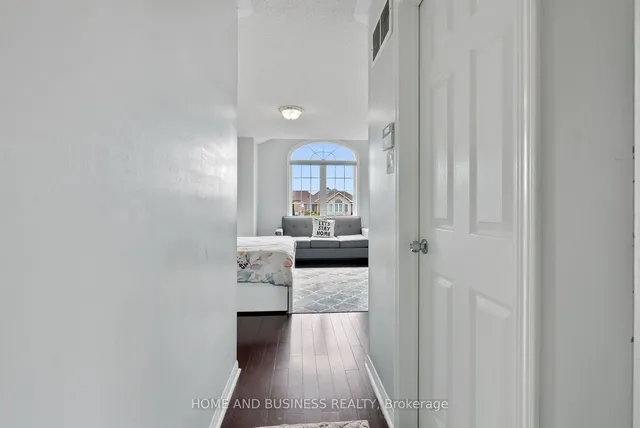 Additional image 22 of 5851 O'meara St