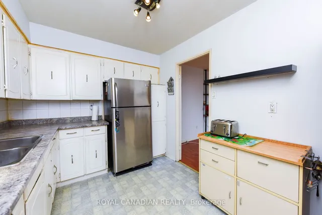 Additional image 18 of 3577 Derry Rd Unit 311