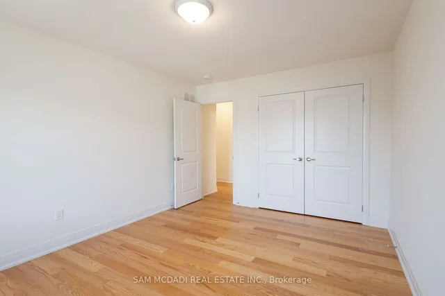 Additional image 31 of 2163 Royal Gala Circ