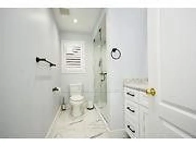 Additional image 25 of 225 Father Tobin Rd