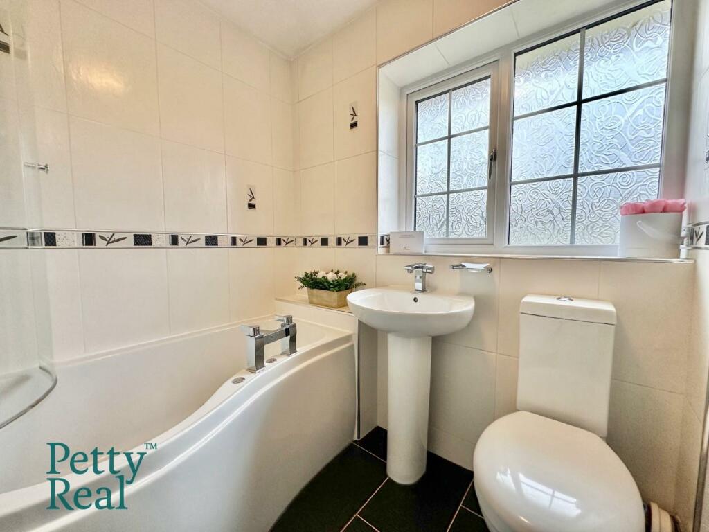 Additional image 16 of Pendle Fields, Fence