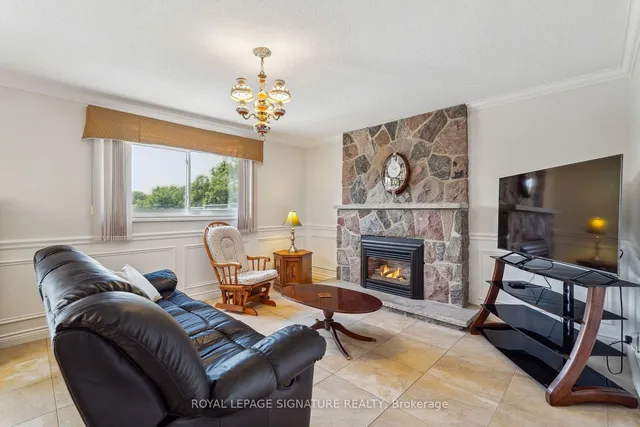 Additional image 26 of 38 Larchmere Ave