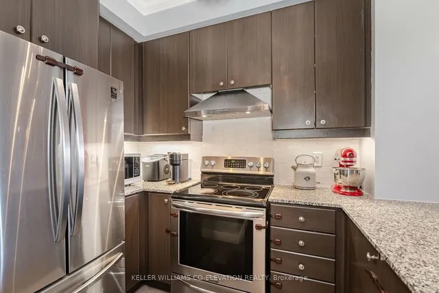 Additional image 6 of 60 absolute Ave Unit 1907