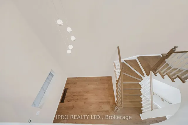 Additional image 19 of 1204 Prestonwood Cres