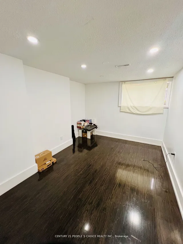 Additional image 27 of 7247 Sigsbee Dr