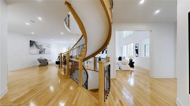 Additional image 37 of 2238 Lyndhurst Dr