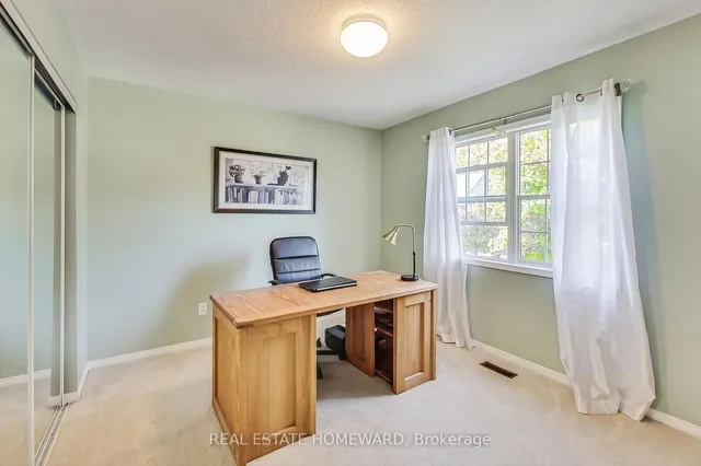 Additional image 28 of 1696 Danthorpe Dr