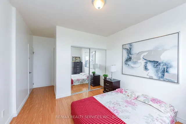 Additional image 25 of 7405 Goreway Dr Unit 716
