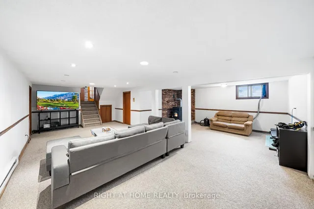 Additional image 17 of 3043 Eighth Line