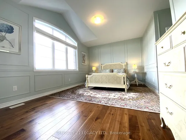 Additional image 19 of 115 Kaitting Tr