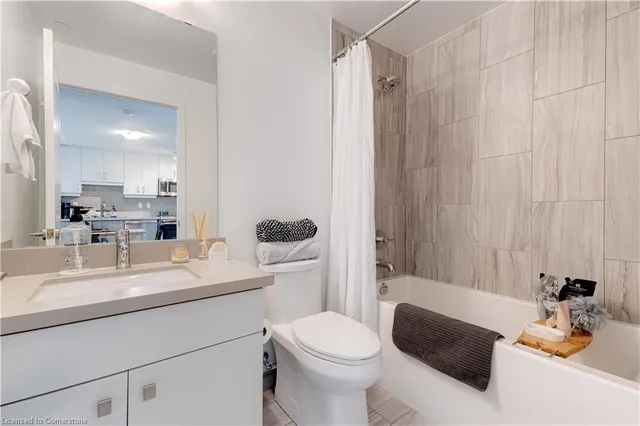 Additional image 9 of 2007 James St Unit 908