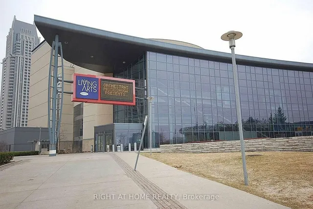 Additional image 35 of 70 Absolute Ave Unit 1002