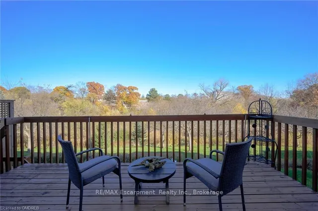 Additional image 9 of 106 FAIRWOOD Pl