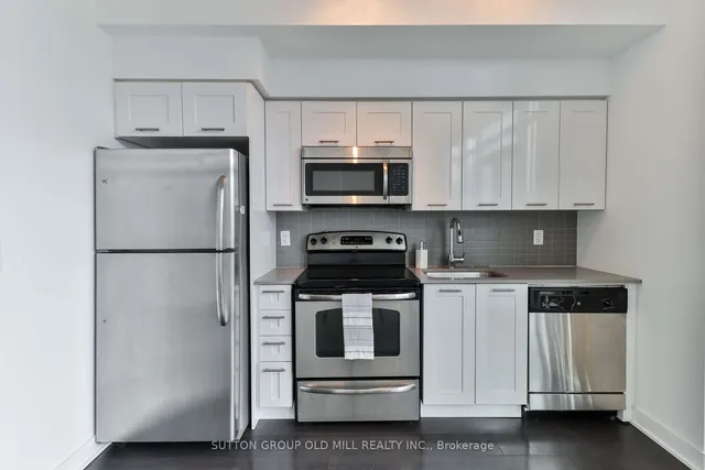 Additional image 10 of 169 Fort York Blvd Unit 517