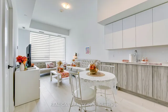 Additional image 3 of 2485 taunton Rd Unit 341