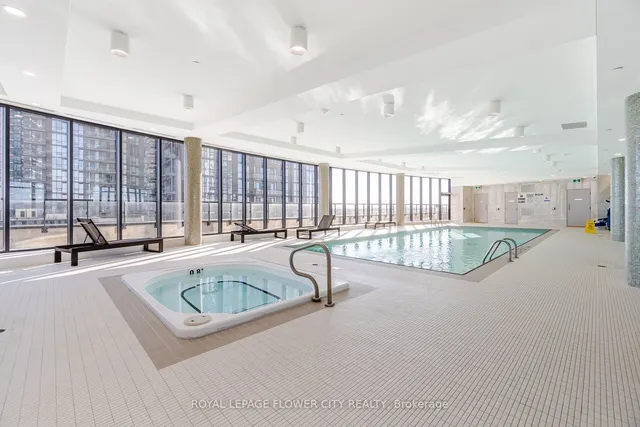 Additional image 32 of 65 Watergarden Dr Unit 709