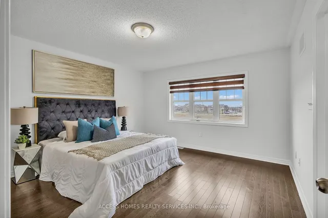 Additional image 20 of 100 Padbury Tr