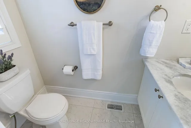 Additional image 5 of 21 Provost Tr