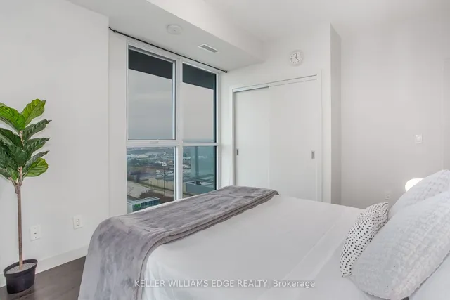 Additional image 10 of 2081 Fairview St Unit 1608