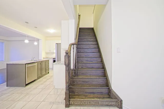 Additional image 18 of 2 Redfern St