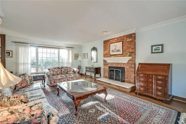 Additional image 24 of 1296 Cumnock Cres