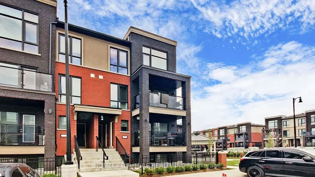 Additional image 3 of 155 Veterans Dr Unit 4