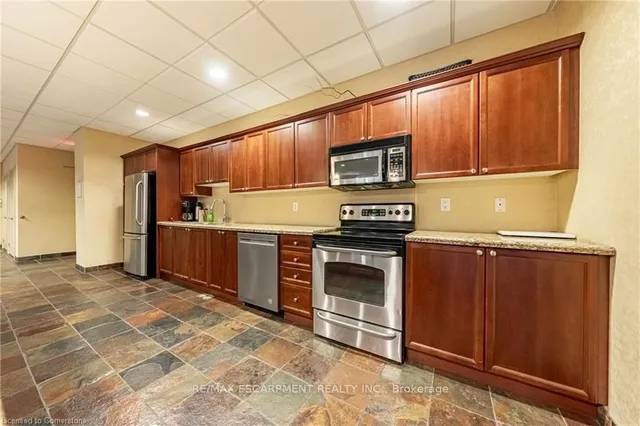 Additional image 24 of 399 Elizabeth St Unit 608