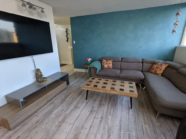 Additional image 9 of 3700 Kaneff Cres Unit 2007