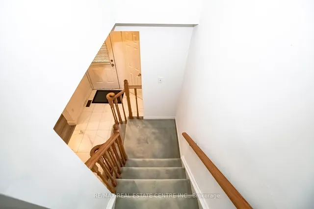 Additional image 15 of 129 Lent Cres