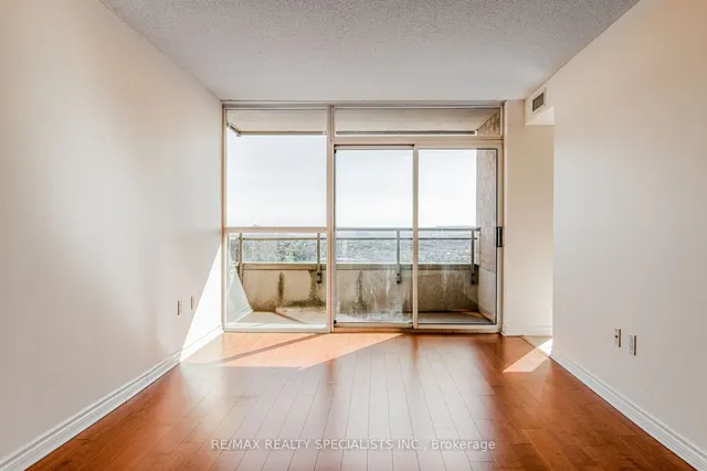 Additional image 8 of 55 Strathaven Dr Unit 2011