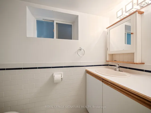 Additional image 32 of 18 Page Ave