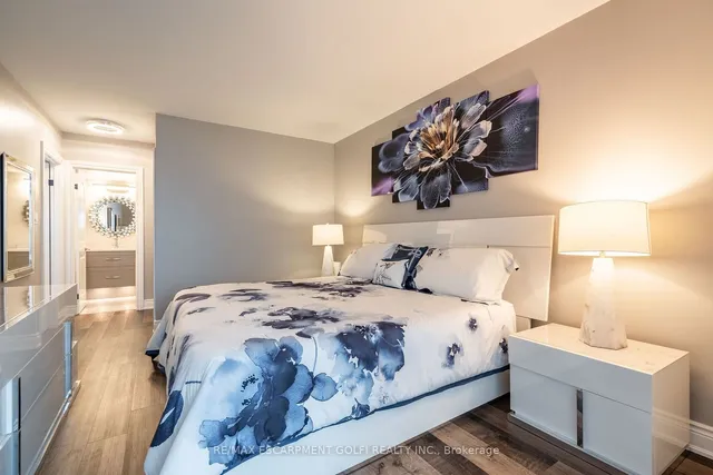 Additional image 23 of 5070 Pinedale Ave Unit 1207