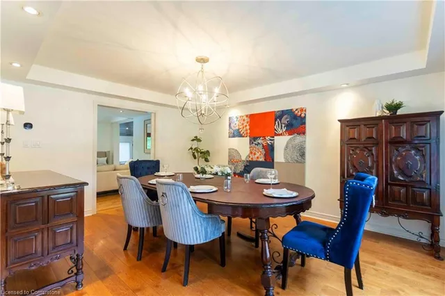 Additional image 8 of 2150 Elmhurst Ave