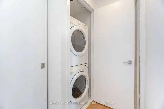 Additional image 18 of 125 Peter St Unit 3012