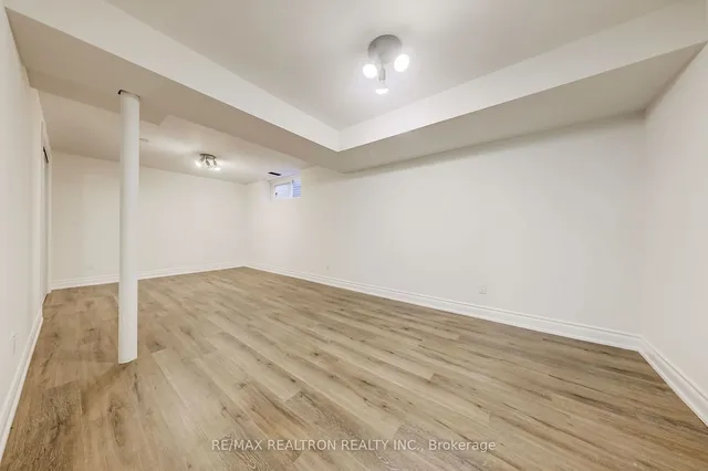 Additional image 32 of 16 Wyvern Rd