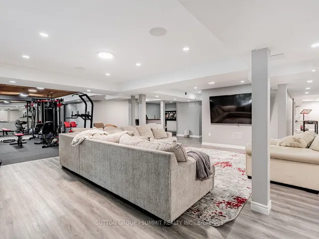 Additional image 28 of 54 Viewmount Cres