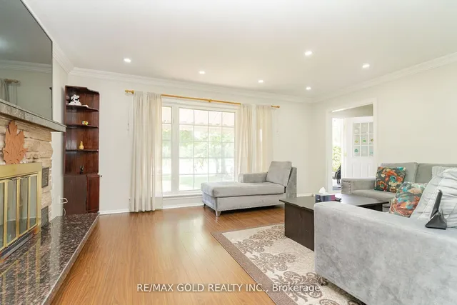 Additional image 8 of 111 Dearbourne Blvd