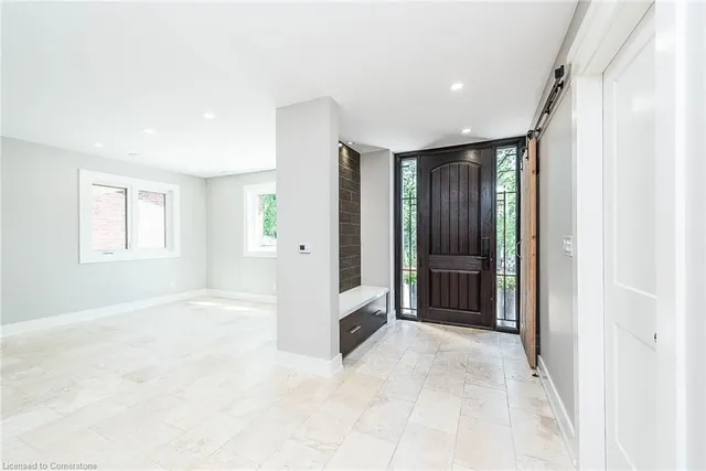 Additional image 12 of 8949 Mississauga Road