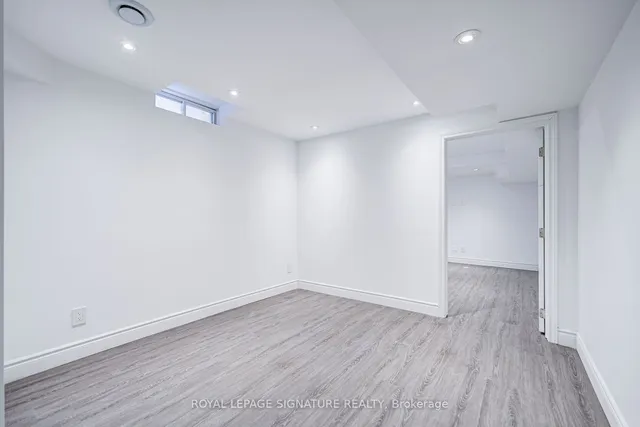 Additional image 20 of 2302 Seton Cres