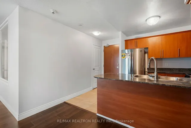 Additional image 17 of 8 Rosebank Dr Unit 11M