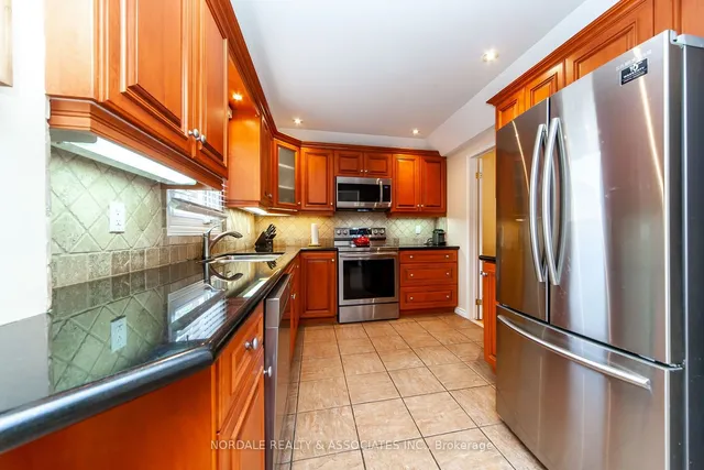 Additional image 11 of 4485 Weymouth Commons Cres