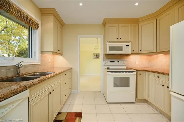 Additional image 10 of 257 Wedgewood Dr