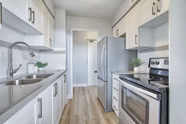 Additional image 9 of 3311 Kingston Rd Unit 802