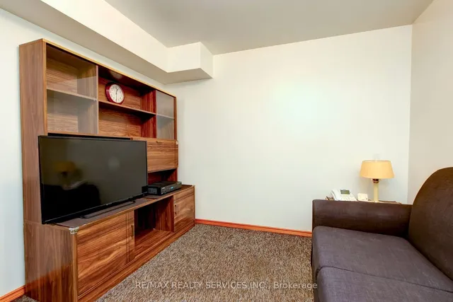 Additional image 31 of 42 Mallard Cres