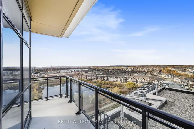 Additional image 38 of 405 Dundas St Unit PH05